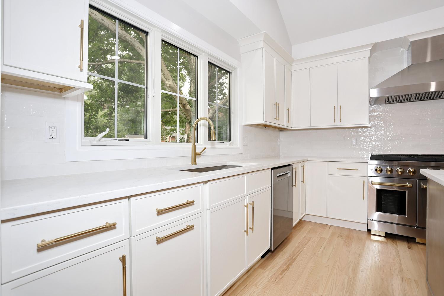 Hillsdale NJ custom home — Kitchen — Pendant Lighting Detail — Dadak LLC