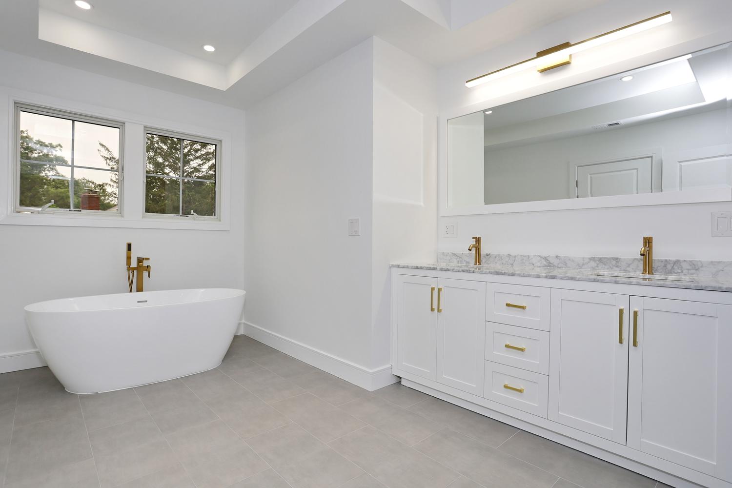 Hillsdale NJ custom home — Primary Bath — Soaking Tub — Dadak LLC