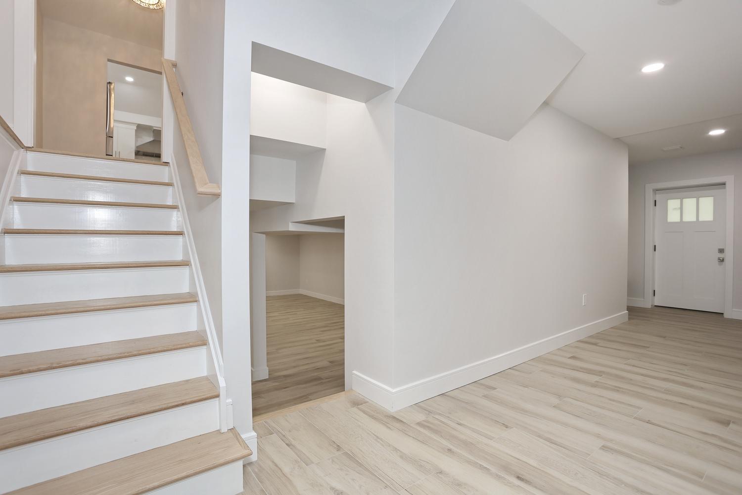 Hillsdale NJ custom home — Upstairs Hallway — Dadak LLC