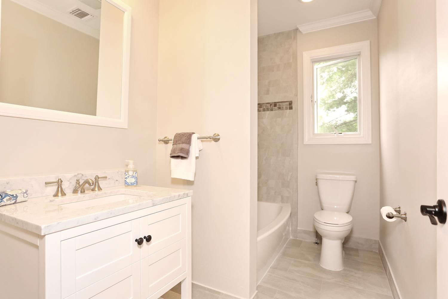 Hillsdale — Bathroom Tile Design — Dadak LLC