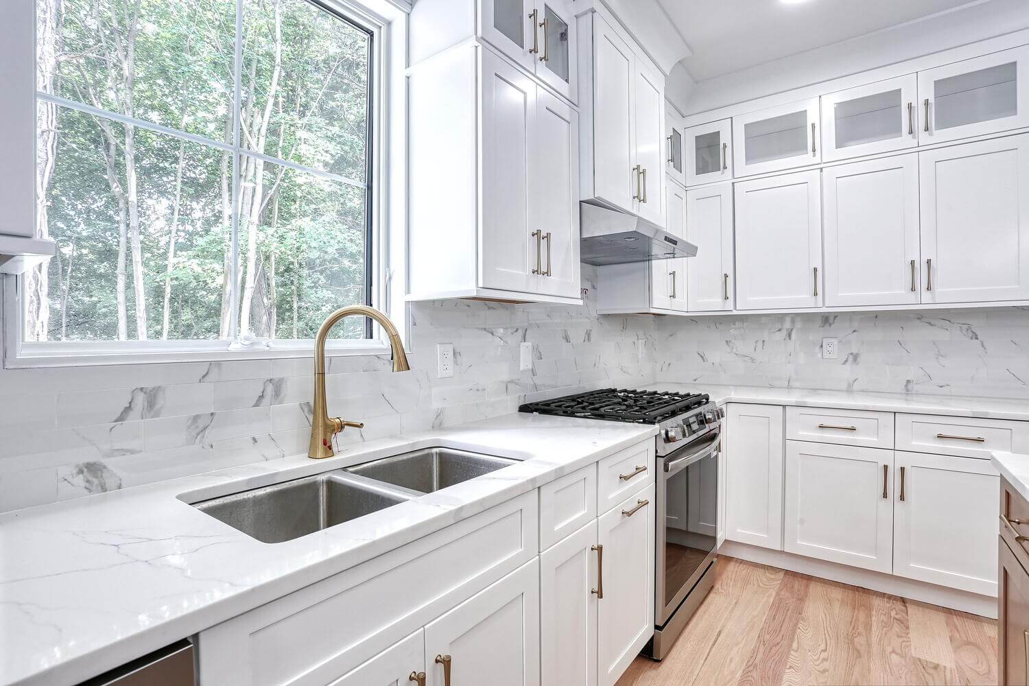 Montvale kitchen — Kitchen Sink Range Wall — Dadak LLC