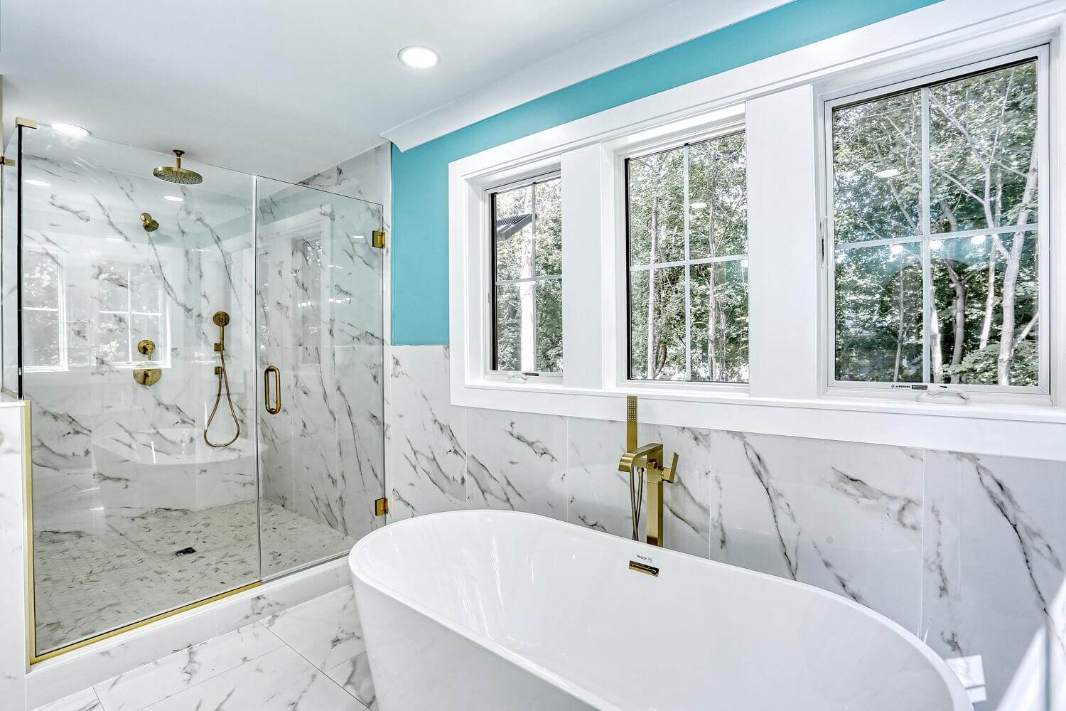 Montvale primary suite — Primary Bathroom Shower Tub View — Dadak LLC