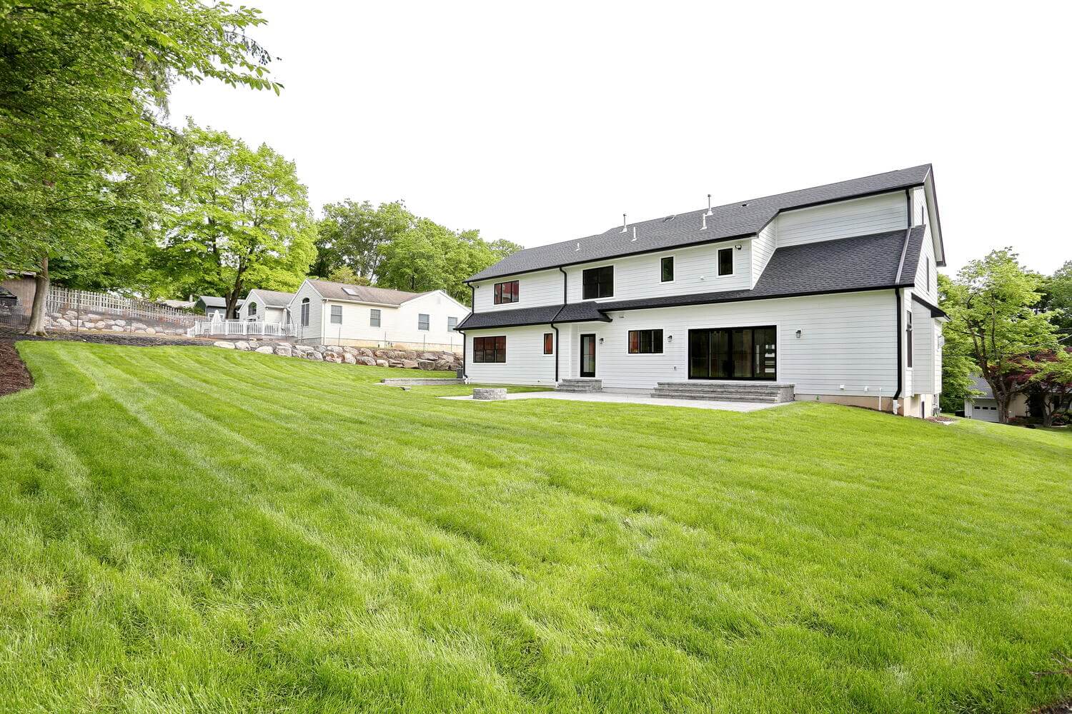 Park Ridge outdoor — Back Yard Open Space — Dadak LLC