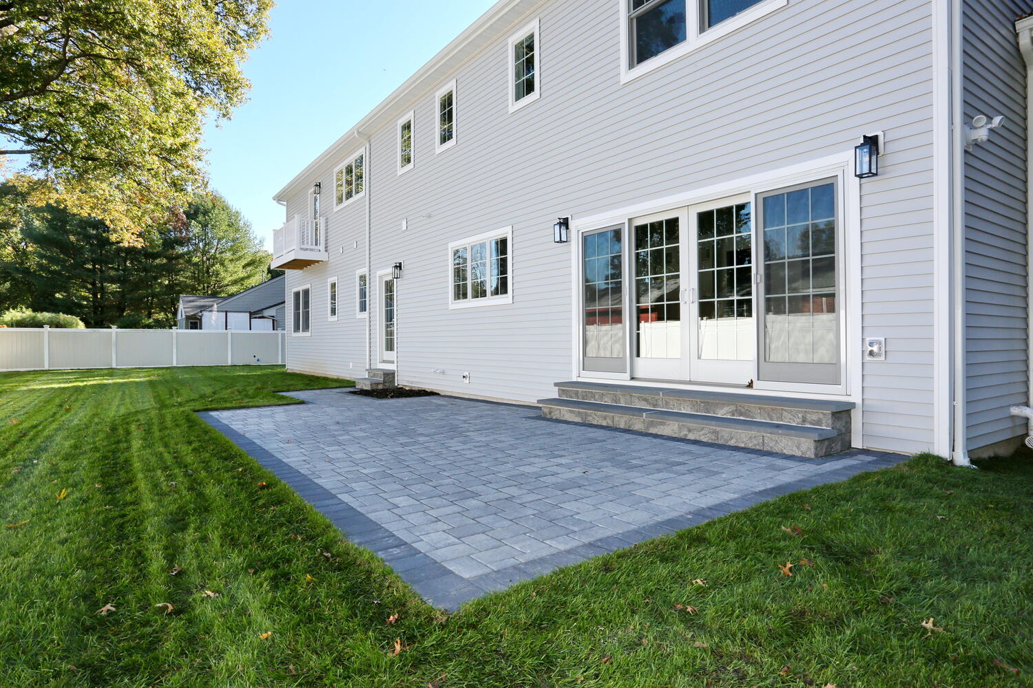 River Vale outdoor — Backyard Patio — Dadak LLC