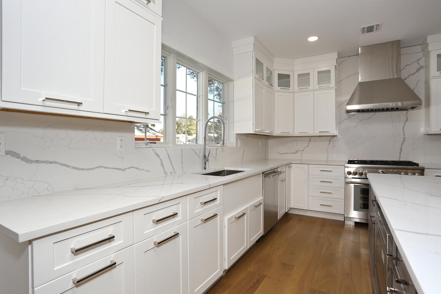 River Vale kitchen — Kitchen Open Layout — Dadak LLC