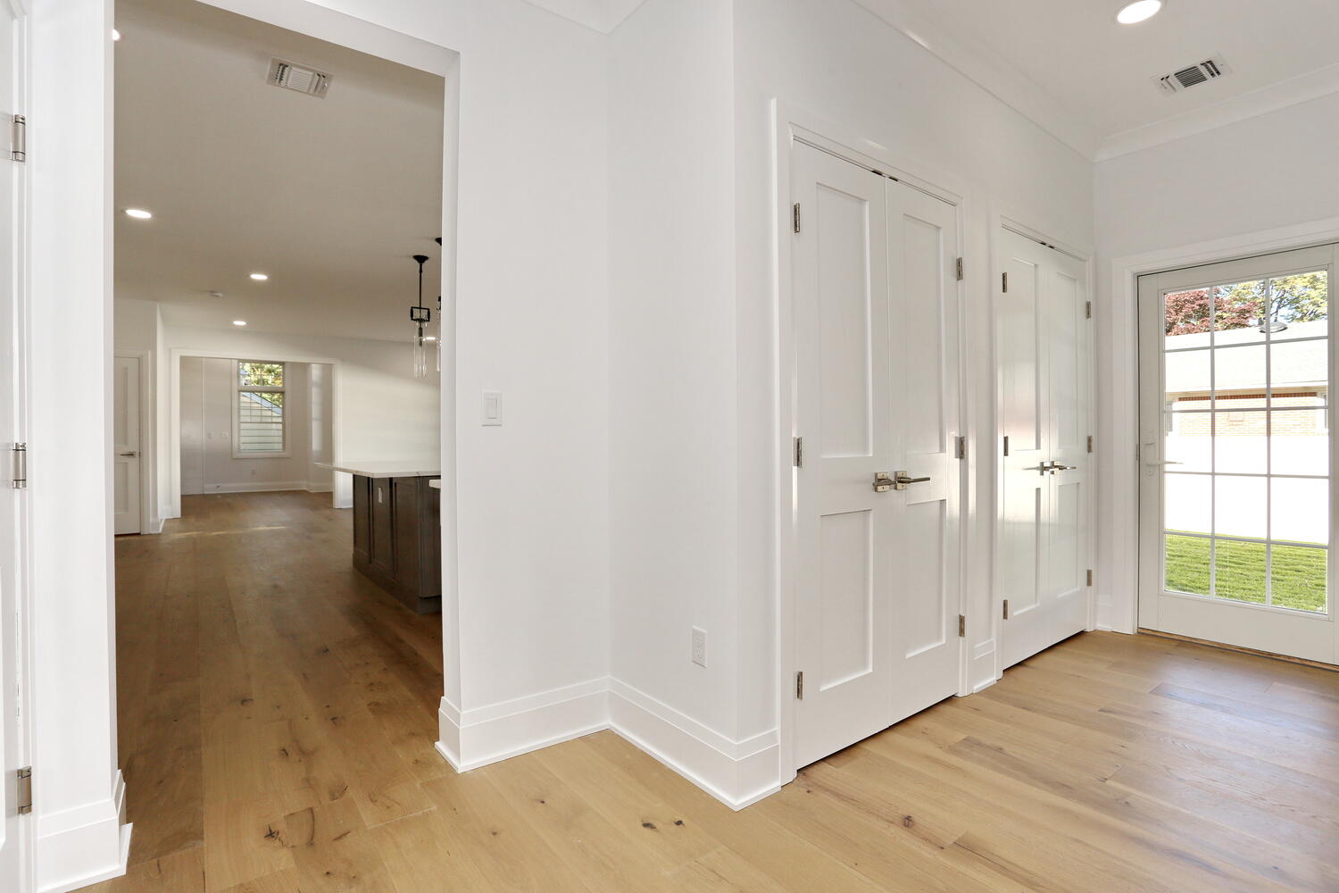 River Vale living space — Mudroom Entry Bench — Dadak LLC