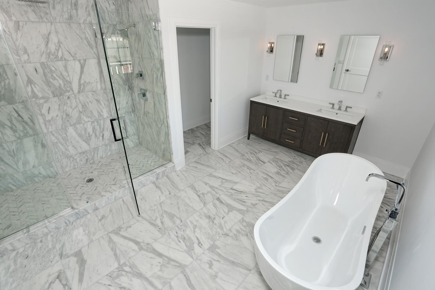 River Vale primary suite — Primary Bathroom Vanity Tub View — Dadak LLC