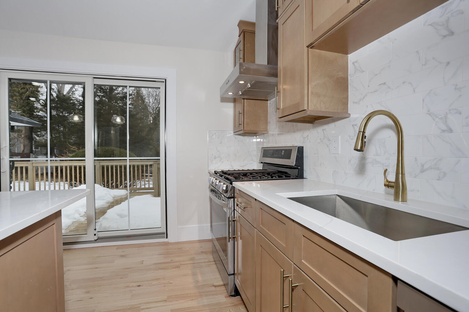 Woodcliff Lake — Kitchen Counter & Gold Sink — Dadak LLC